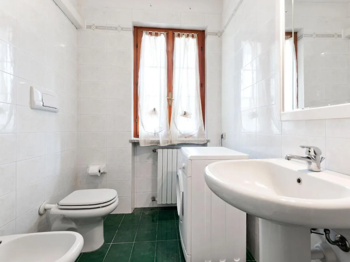 Welcoming Holiday Home In Lazise With Swimming Pool 0*,