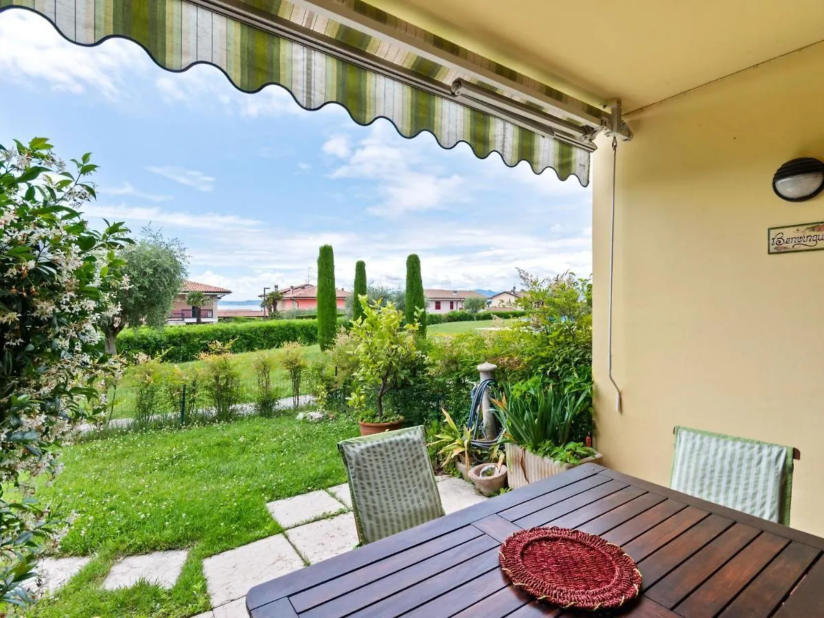 Welcoming Holiday Home In Lazise With Swimming Pool