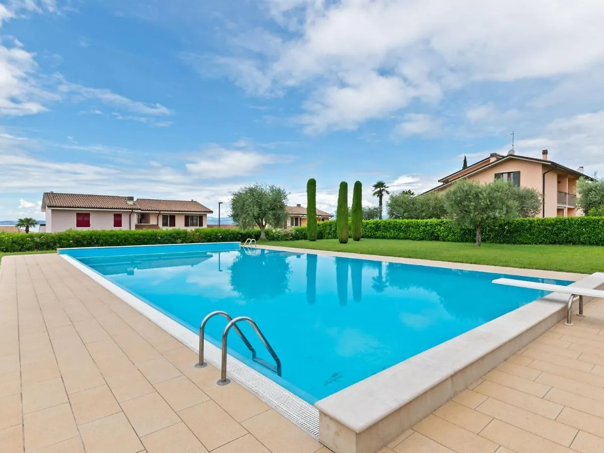Welcoming Holiday Home In Lazise With Swimming Pool